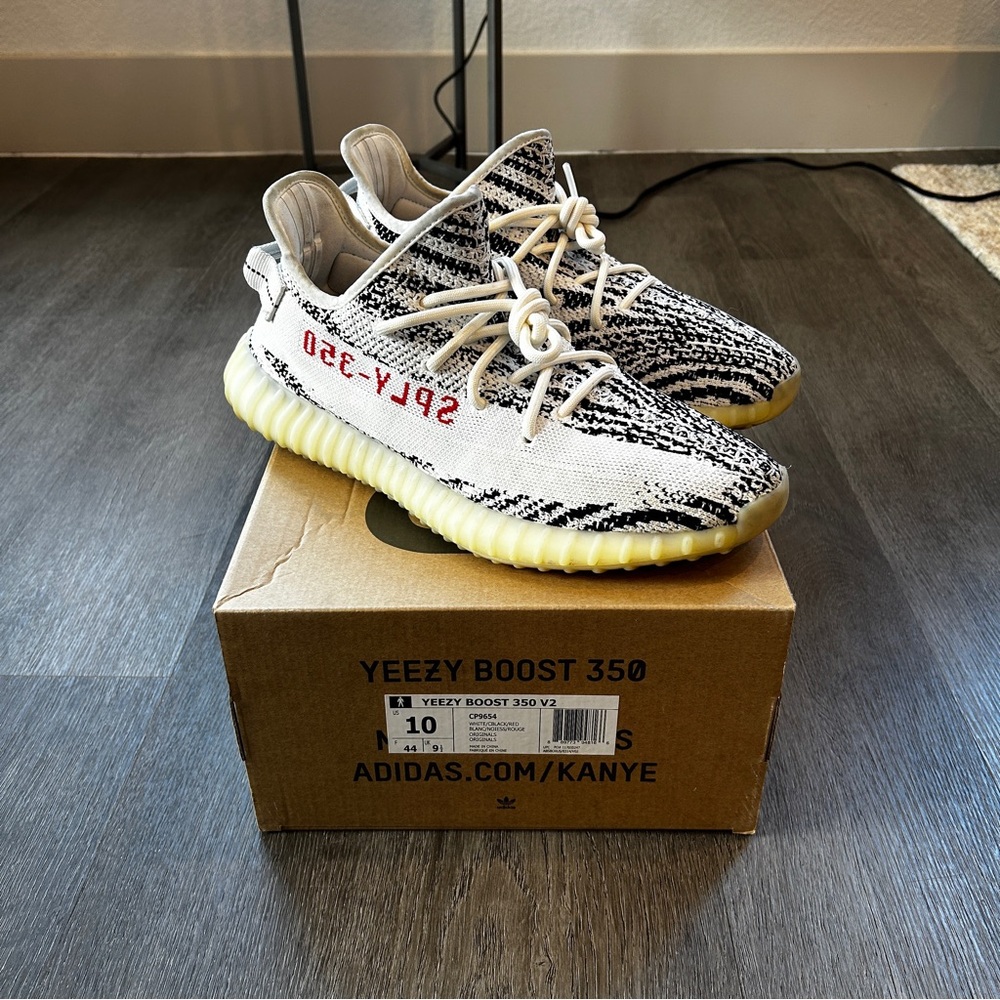 adidas • Yeezy Boost 350 V2 • Zebra CP9654 Kanye West Men's 10 • White/ Black